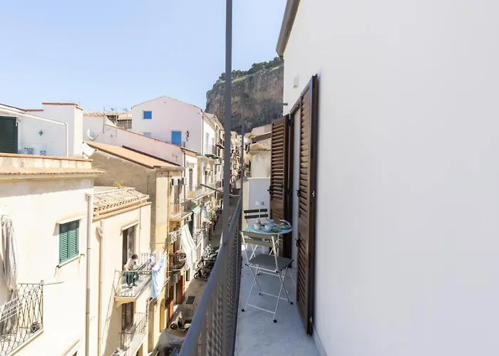 Don Pietro E Donna Concetta Cefalù