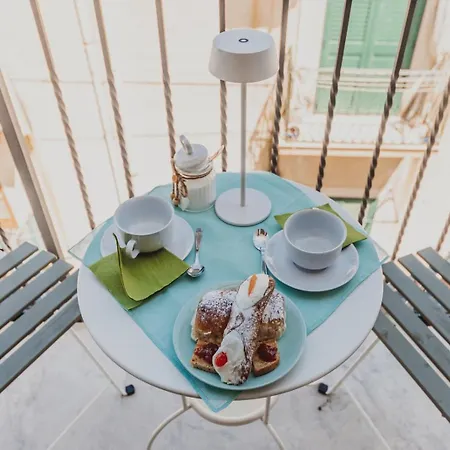 Don Pietro E Donna Concetta צ'פאלו