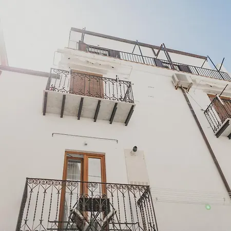 Don Pietro E Donna Concetta * Cefalù